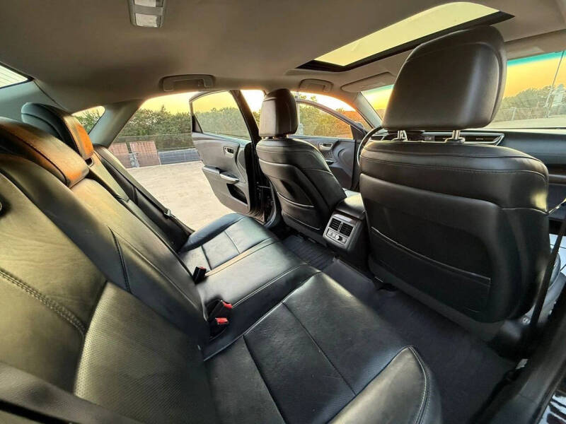 2014 Toyota Avalon XLE