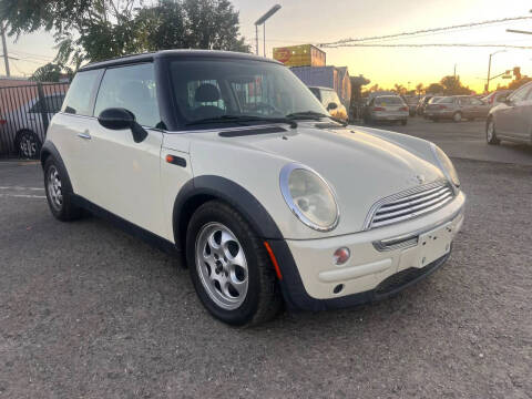 2004 MINI Cooper