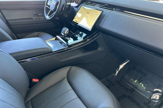 2025 Land Rover Range Rover Sport P400 Dynamic SE