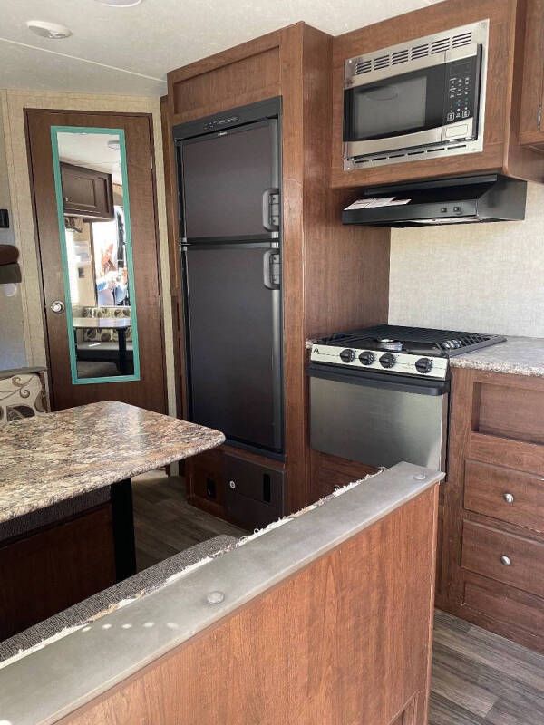 2017 Keystone RV HIDEOUT 212LHS