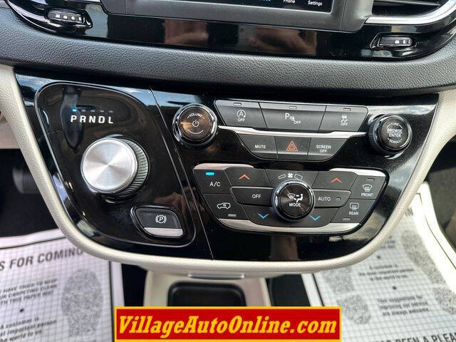 2020 Chrysler Pacifica Touring L