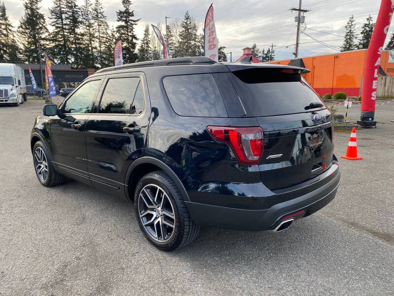2017 Ford Explorer Sport