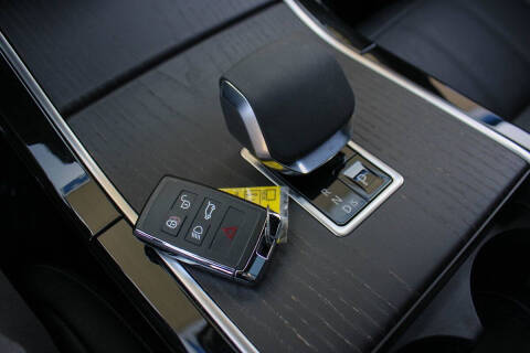 2024 Land Rover Range Rover Evoque P250 Dynamic SE