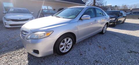 2011 Toyota Camry for sale at Dealmakers Auto Sales in Lithia Springs GA