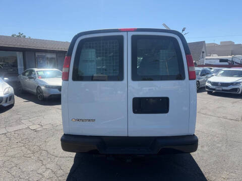2015 Chevrolet Express 2500