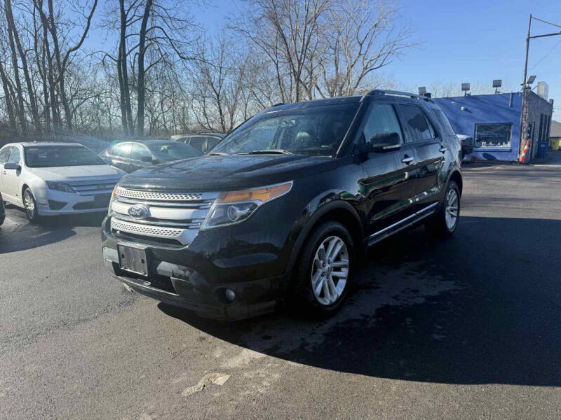 2015 Ford Explorer XLT's photo