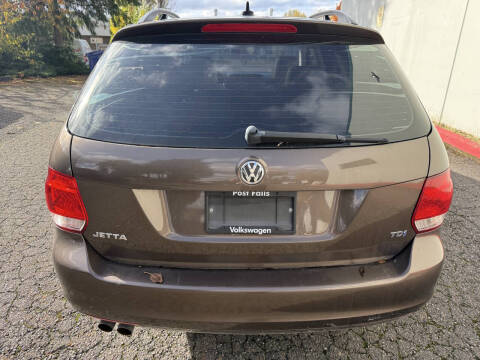 2012 Volkswagen Jetta SportWagen TDI