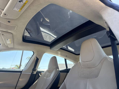 2012 Tesla Model S Performance