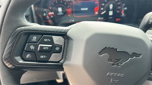 2025 Ford Mustang Dark Horse