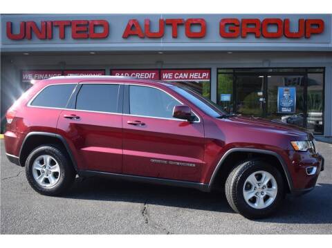 2017 Jeep Grand Cherokee for sale at United Auto Group in Putnam CT