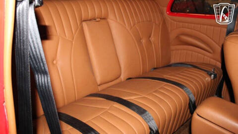 1948 Ford Deluxe