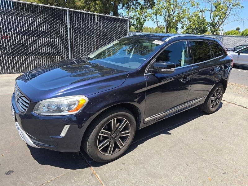 2017 Volvo XC60 T5 Dynamic