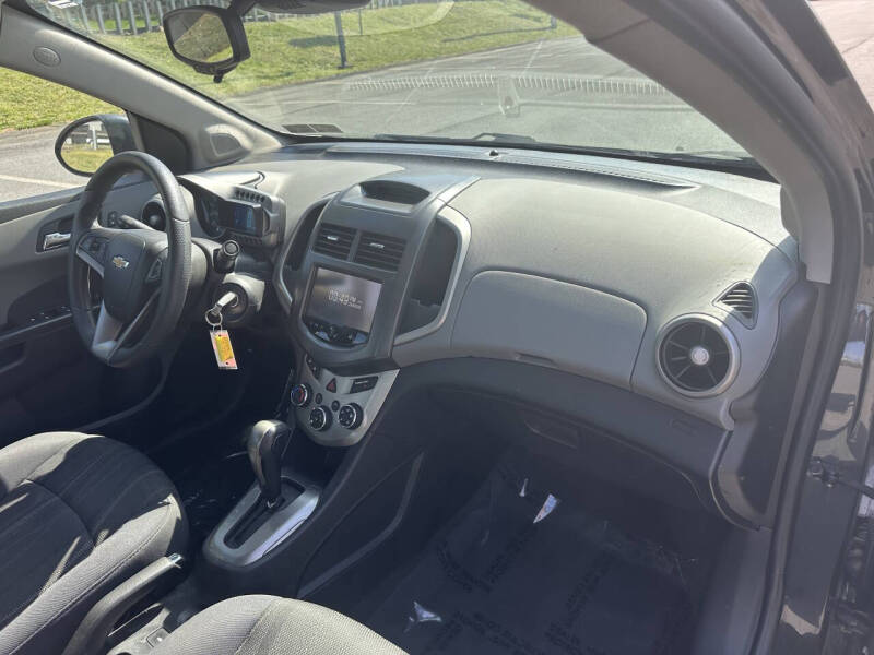 2015 Chevrolet Sonic LT Auto
