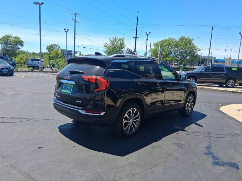 2021 GMC Terrain SLT