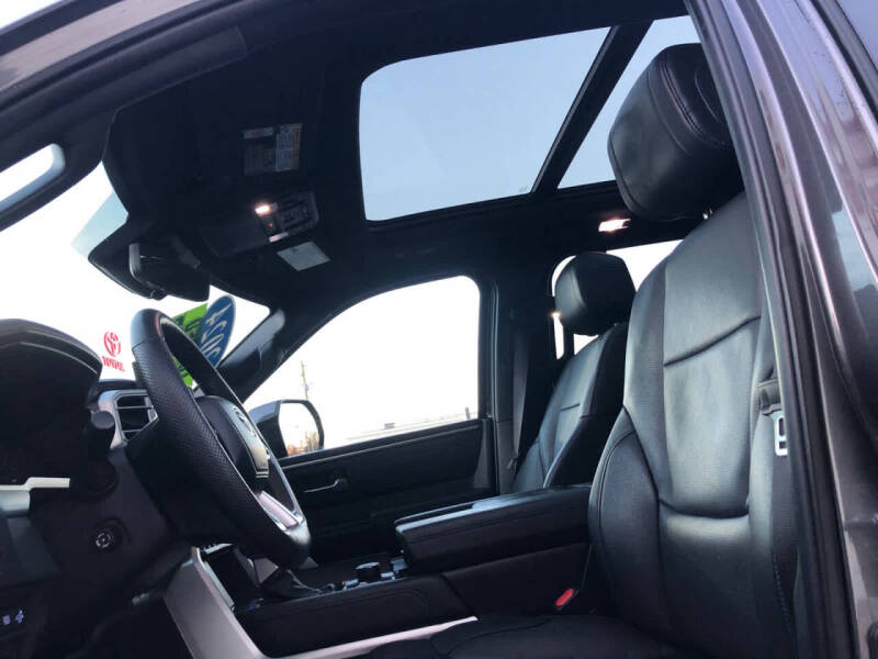 2024 Toyota Sequoia Platinum