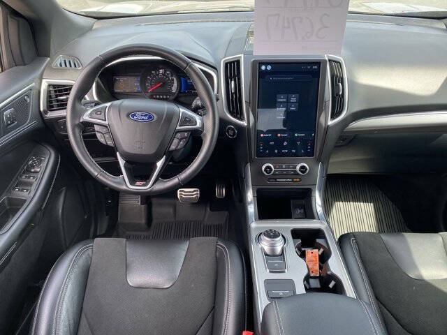 2021 Ford Edge ST