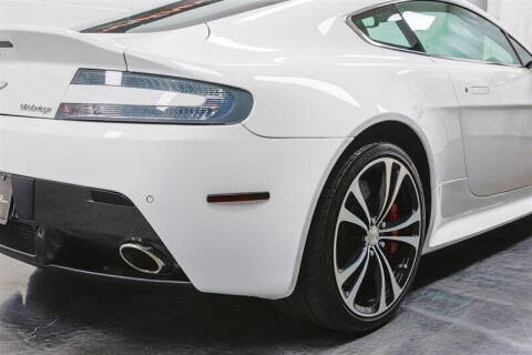 2011 Aston Martin V12 Vantage