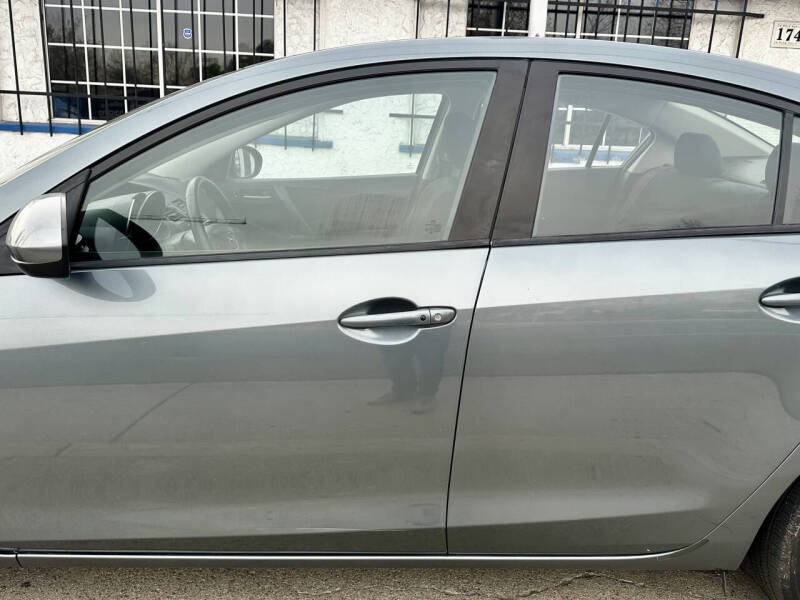 2013 Mazda MAZDA3 i Touring