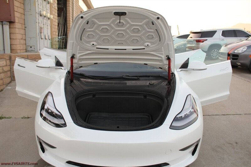 2020 Tesla Model 3 Performance