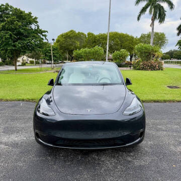 2025 Tesla Model Y Long Range