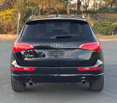 2012 Audi Q5 2.0T quattro Premium Plus