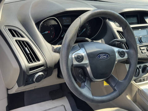 2012 Ford Focus SE