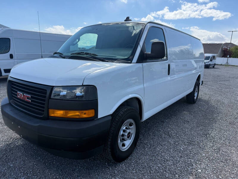 2023 GMC Savana 2500