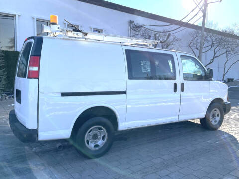 2011 Chevrolet Express 2500