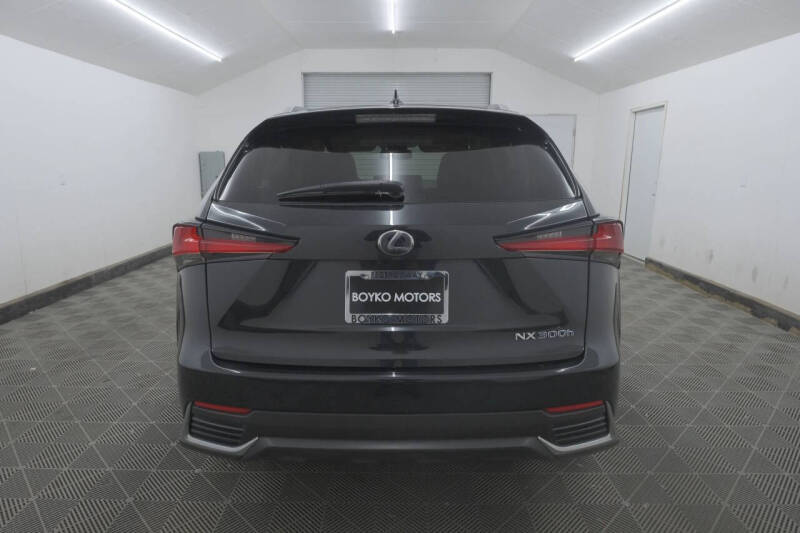 2021 Lexus NX 300h