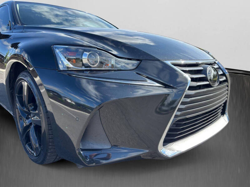 2019 Lexus IS 300