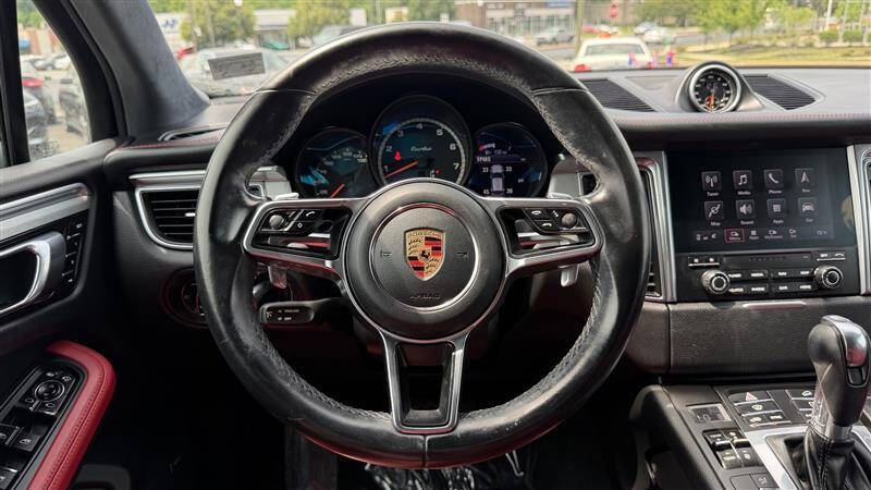 2018 Porsche Macan