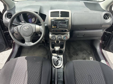 2012 Scion xD