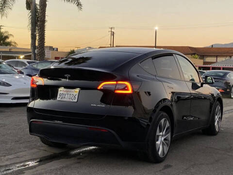 2023 Tesla Model Y Long Range