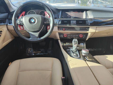 2016 BMW 5 Series 528i