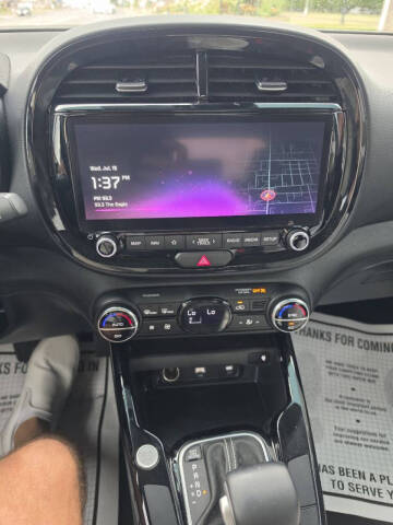 2023 Kia Soul GT-Line
