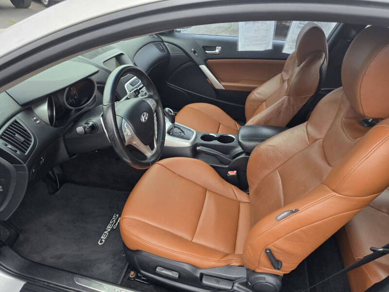 2010 Hyundai Genesis Coupe 3.8L Grand Touring