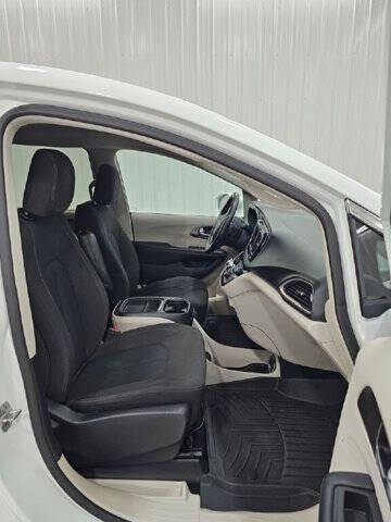 2020 Chrysler Pacifica Touring