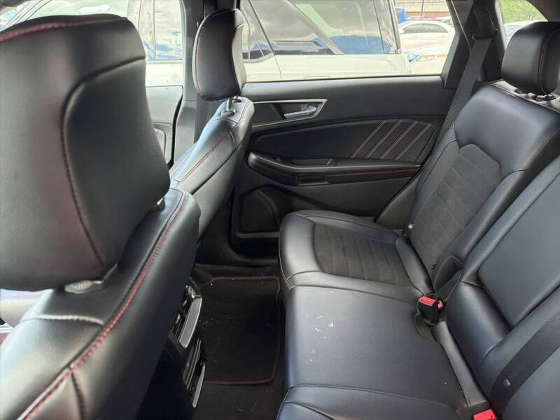 2022 Ford Edge ST-Line