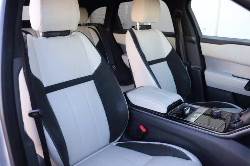 2019 Land Rover Range Rover Velar P250 R-Dynamic SE