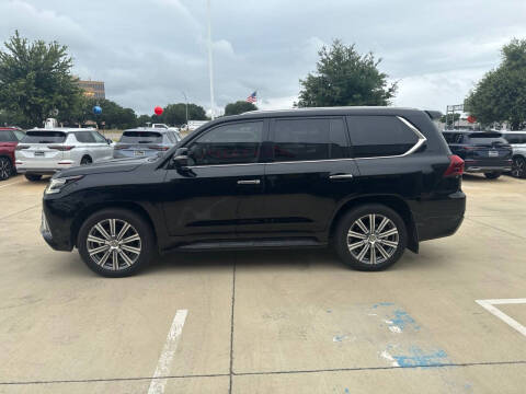 2016 Lexus LX 570