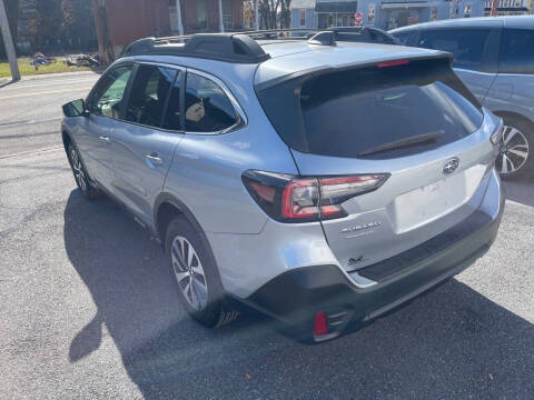2022 Subaru Outback Premium