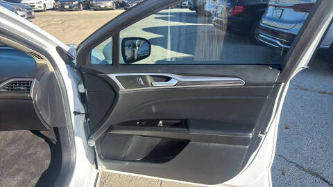 2019 Ford Fusion SEL