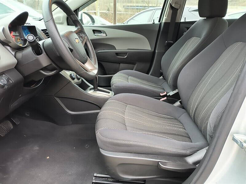 2013 Chevrolet Sonic LT Auto