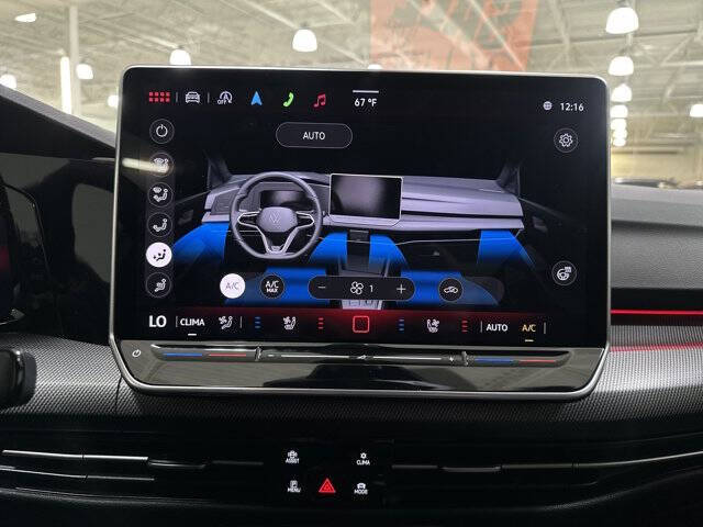 2025 Volkswagen Golf GTI SE