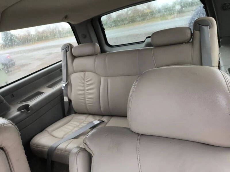 2002 Chevrolet Suburban