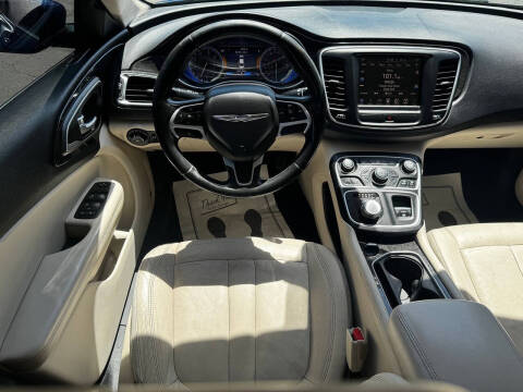 2015 Chrysler 200 C