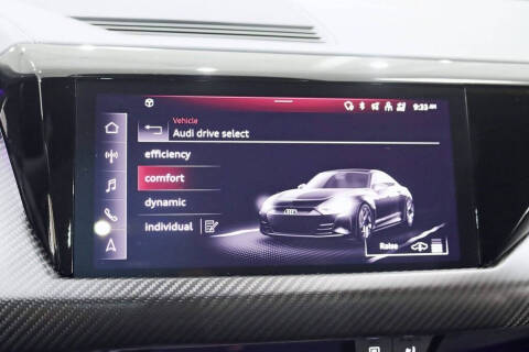 2023 Audi e-tron GT quattro Premium Plus