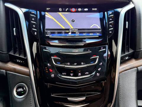 2018 Cadillac Escalade ESV Premium Luxury