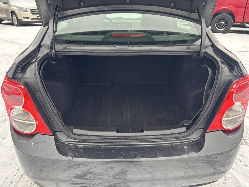 2016 Chevrolet Sonic LT Auto