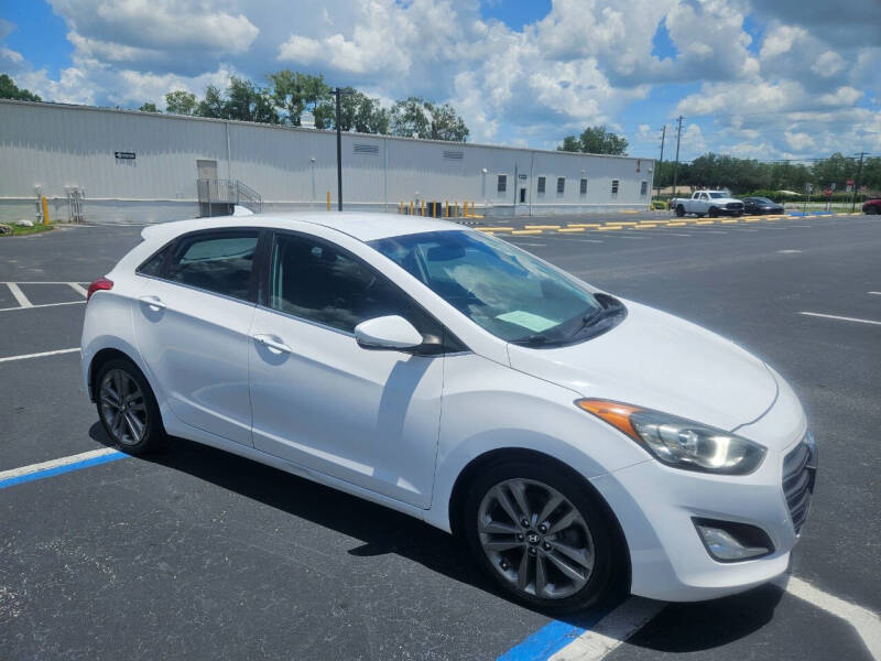 2016 Hyundai Elantra GT Base photo 11